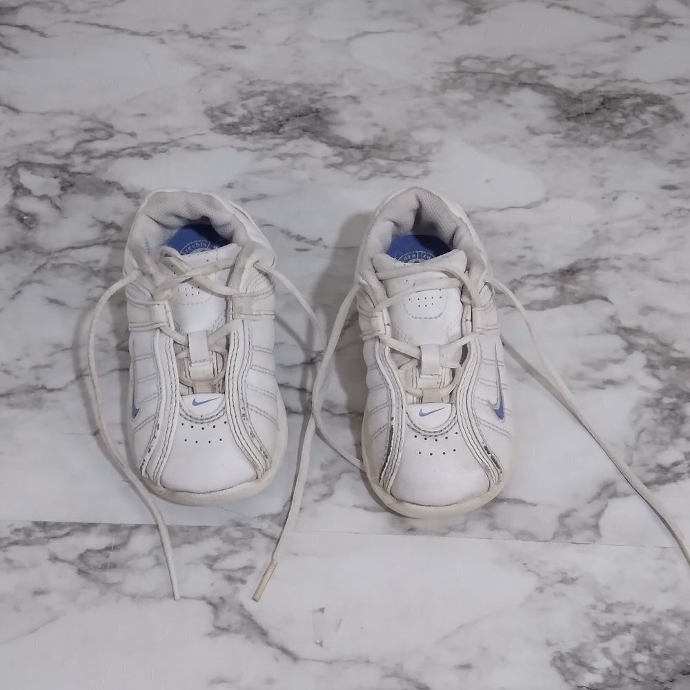 Nike‎ White and Blue Athletic Size 8C Lace Up Toddler Shoes Kids